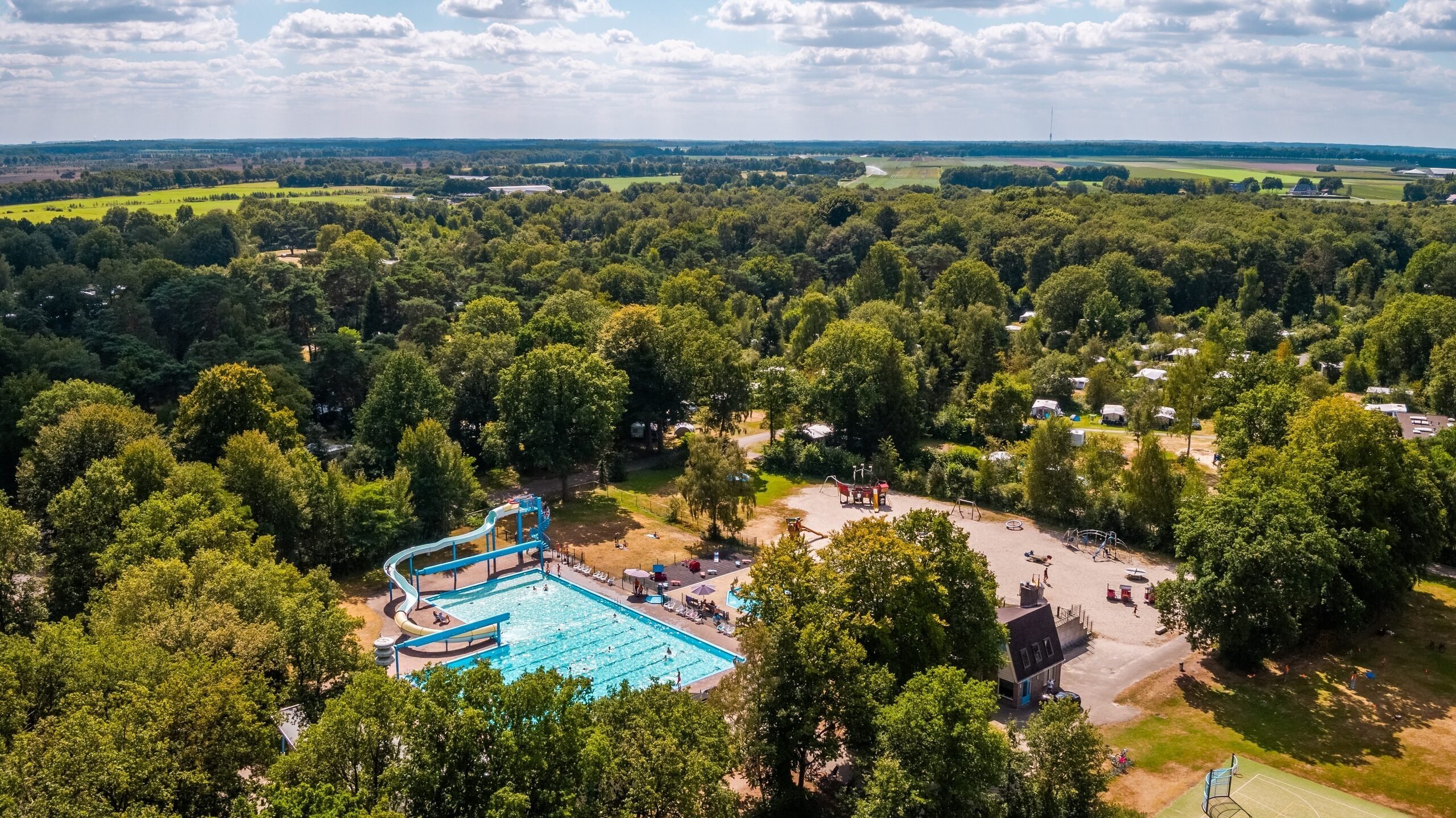 20250818 camping witterzomer 2 drone 30