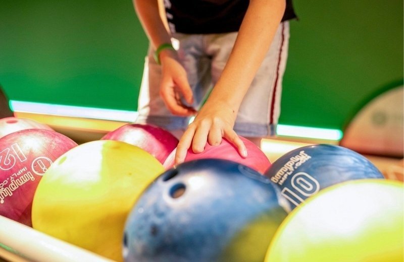 Kindercamping met bowlingbaan